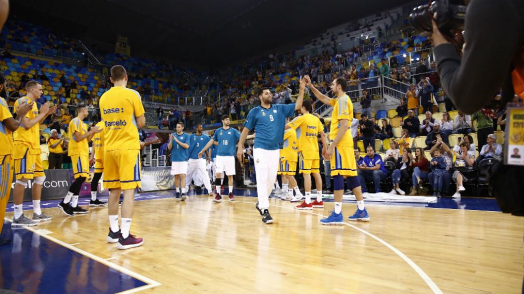 Pasillo de Gran Canaria al Real Madrid