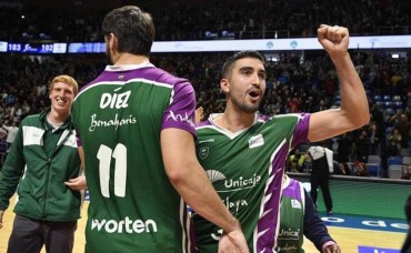 Unicaja celebra el triunfo sobre Real Madrid tras remontar 21 puntos